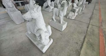 乌兰察布芝麻白雕刻 十二生肖 异形雕刻