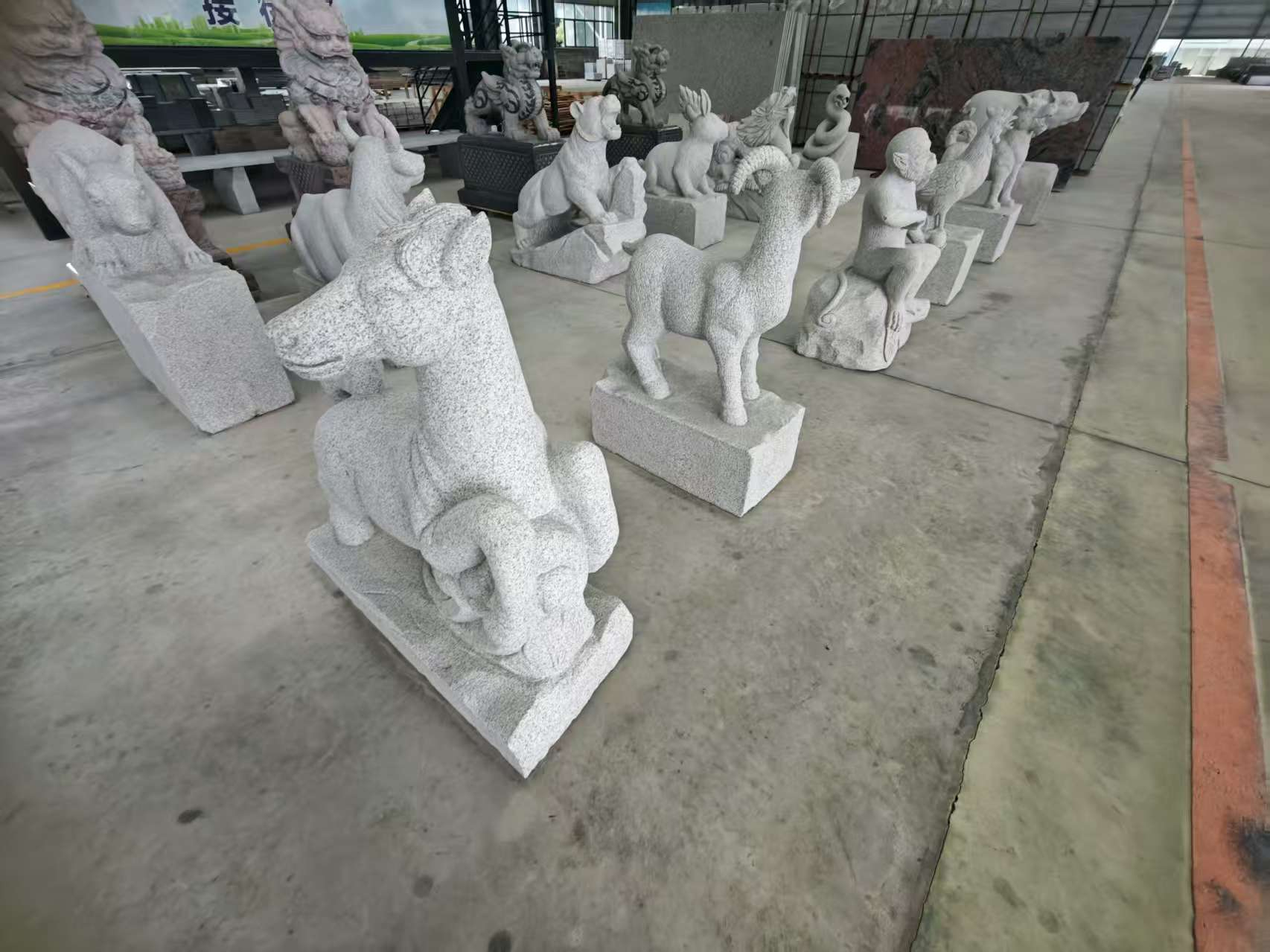 乌兰察布芝麻白雕刻 十二生肖 异形雕刻