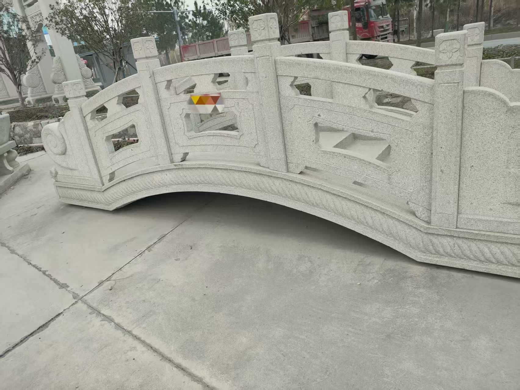乌兰察布芝麻白拱桥，石桥