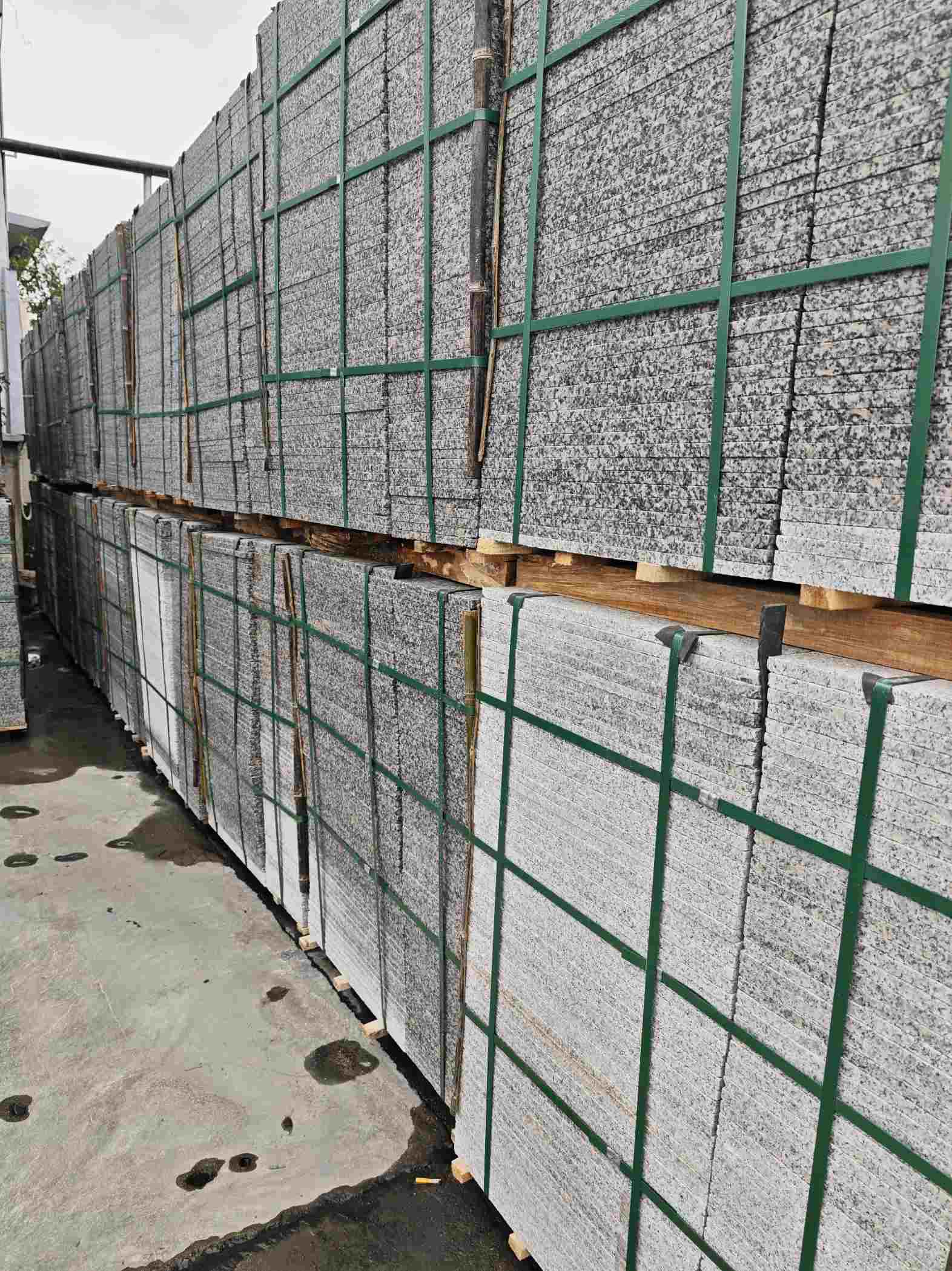 乌兰察布芙蓉白地铺石，石材地铺石