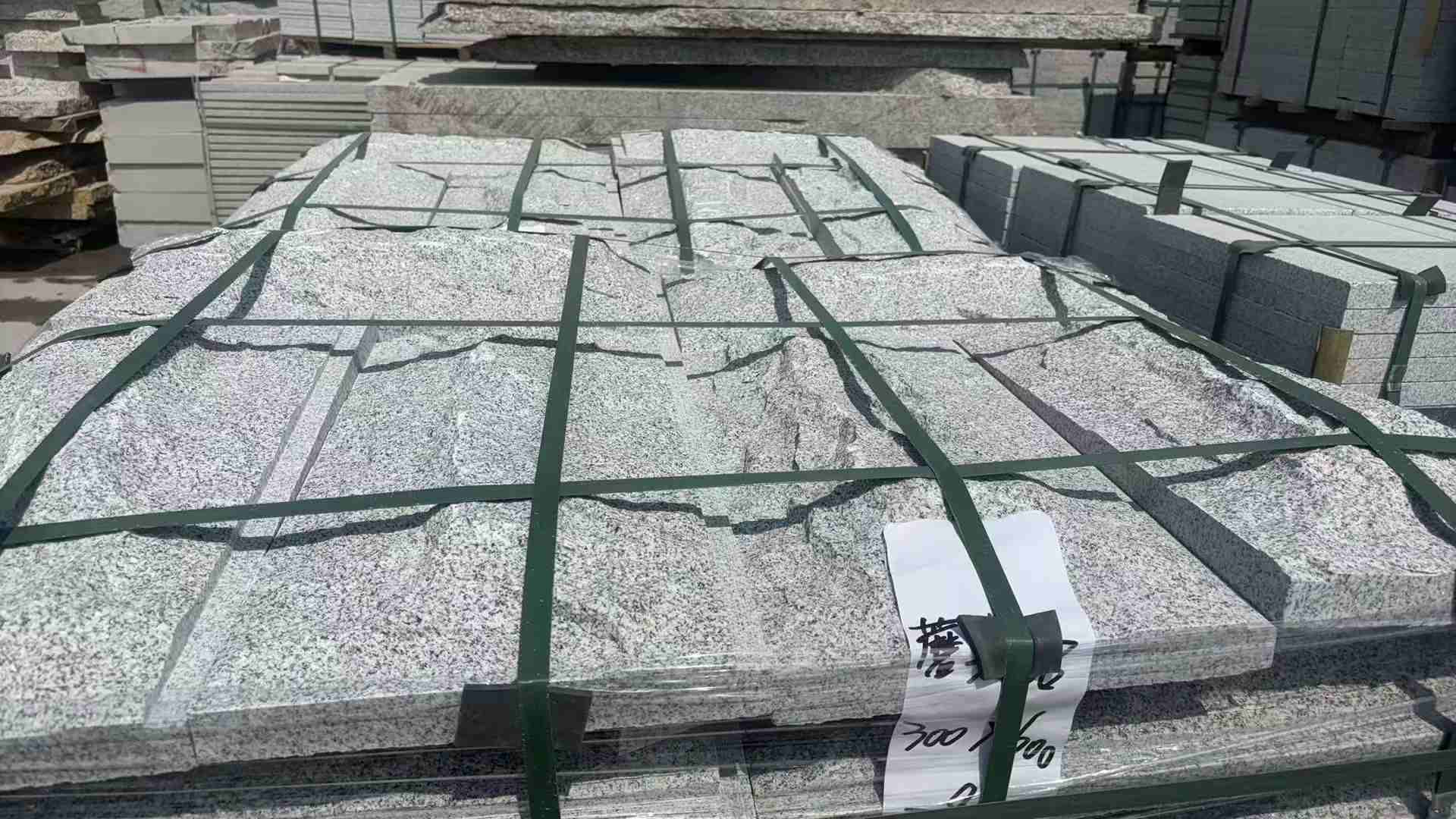 乌兰察布蘑菇石 自然面